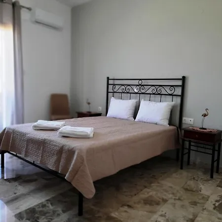 Manolo Saxophone * Rethymno