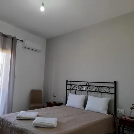 Manolo Saxophone Apartment